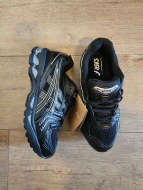 Brand new w tags ASICS Gel-1130 Black Pure Silver Men’s Size 9 Running Shoes